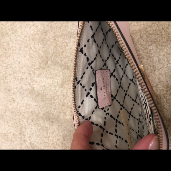 kate spade pink wristlet BRAND NEW!!!